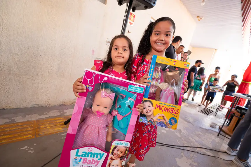  <div class='credito_fotos'>Foto: Heloam Sousa &nbsp;&nbsp;|&nbsp;&nbsp; <a href='/midias/2025/originais/20251216110321-GF00009234-F00108021.webp' download><i class='fa-solid fa-download'></i> Download</a></div>