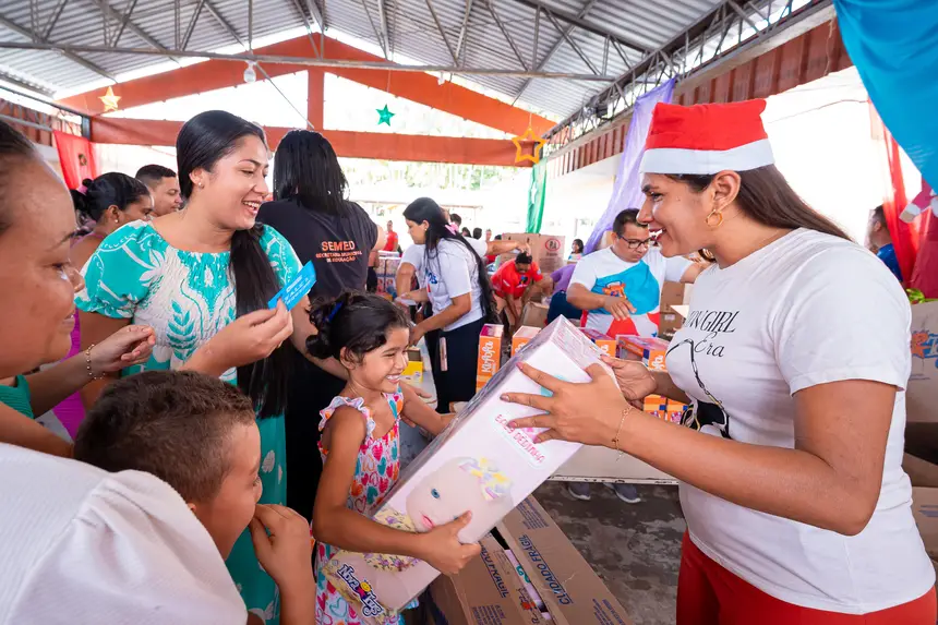  <div class='credito_fotos'>Foto: Heloam Sousa &nbsp;&nbsp;|&nbsp;&nbsp; <a href='/midias/2025/originais/20251216110359-GF00009234-F00108033.webp' download><i class='fa-solid fa-download'></i> Download</a></div>