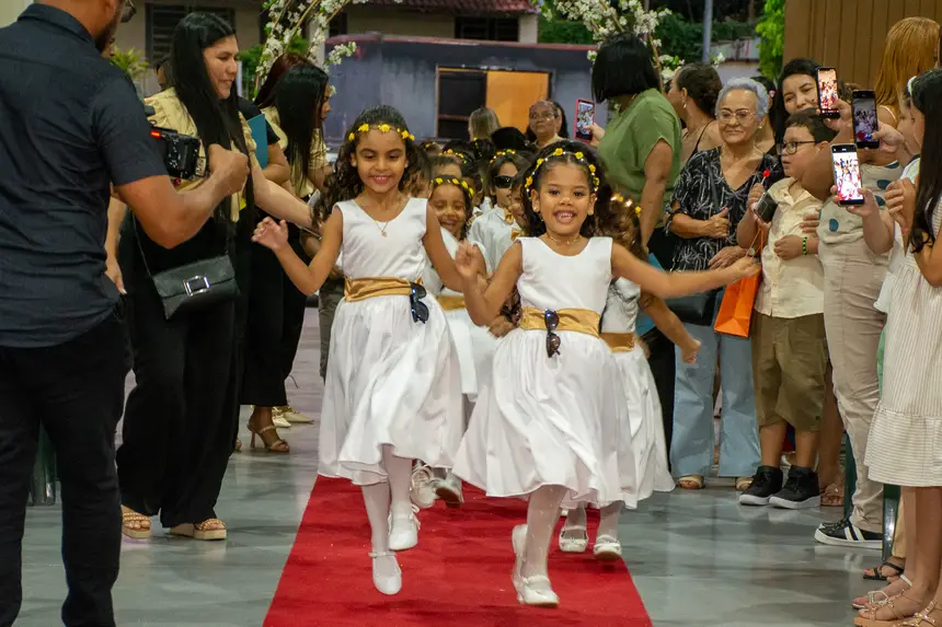  <div class='credito_fotos'>Foto: Karla Reis &nbsp;&nbsp;|&nbsp;&nbsp; <a href='/midias/2025/originais/20251219103333-GF00009241-F00108132.webp' download><i class='fa-solid fa-download'></i> Download</a></div>