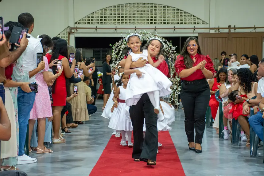  <div class='credito_fotos'>Foto: Karla Reis &nbsp;&nbsp;|&nbsp;&nbsp; <a href='/midias/2025/originais/20251219103354-GF00009241-F00108147.webp' download><i class='fa-solid fa-download'></i> Download</a></div>