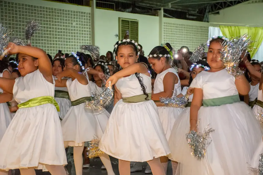  <div class='credito_fotos'>Foto: Karla Reis &nbsp;&nbsp;|&nbsp;&nbsp; <a href='/midias/2025/originais/20251219104111-GF00009242-F00108237.webp' download><i class='fa-solid fa-download'></i> Download</a></div>