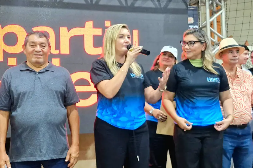  <div class='credito_fotos'>Foto: Márcio Souza &nbsp;&nbsp;|&nbsp;&nbsp; <a href='/midias/2025/originais/20251223124744-GF00009249-F00108547.webp' download><i class='fa-solid fa-download'></i> Download</a></div>