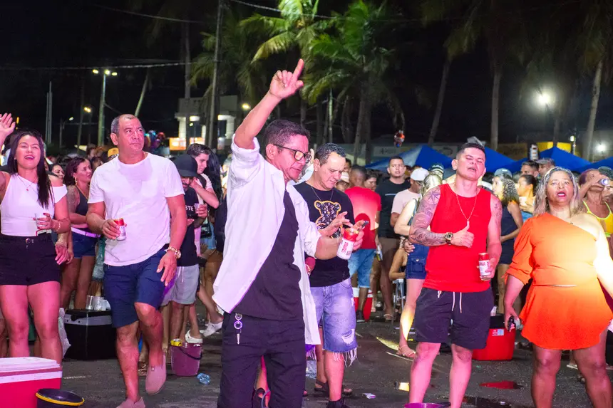  <div class='credito_fotos'>Foto: Karla Reis &nbsp;&nbsp;|&nbsp;&nbsp; <a href='/midias/2025/originais/20251229104725-GF00009254-F00108730.webp' download><i class='fa-solid fa-download'></i> Download</a></div>