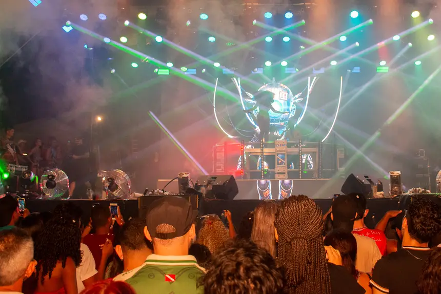  <div class='credito_fotos'>Foto: Karla Reis &nbsp;&nbsp;|&nbsp;&nbsp; <a href='/midias/2025/originais/20251230085725-GF00009257-F00108846.webp' download><i class='fa-solid fa-download'></i> Download</a></div>