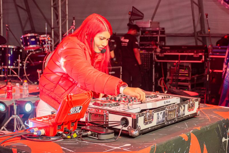  <div class='credito_fotos'>Foto: Karla Reis &nbsp;&nbsp;|&nbsp;&nbsp; <a href='/midias/2025/originais/8034_26504a86-30e8-a9fd-d8ff-a7335a92da5f.jpg' download><i class='fa-solid fa-download'></i> Download</a></div>