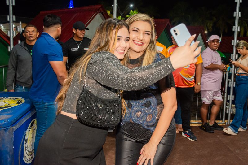  <div class='credito_fotos'>Foto: Karla Reis &nbsp;&nbsp;|&nbsp;&nbsp; <a href='/midias/2025/originais/8034_5d532695-9bf3-2c91-9a45-3c777afb7f97.jpg' download><i class='fa-solid fa-download'></i> Download</a></div>