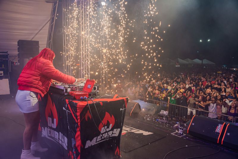  <div class='credito_fotos'>Foto: Karla Reis &nbsp;&nbsp;|&nbsp;&nbsp; <a href='/midias/2025/originais/8034_e838f443-a124-92f8-af6b-388107a847bf.jpg' download><i class='fa-solid fa-download'></i> Download</a></div>