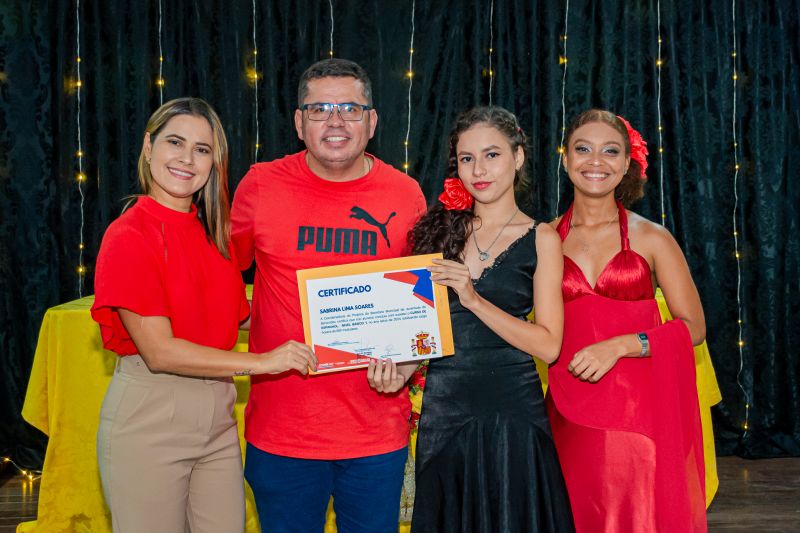  <div class='credito_fotos'>Foto: Karla Reis &nbsp;&nbsp;|&nbsp;&nbsp; <a href='/midias/2025/originais/8036_6eef32b3-86ec-bef4-b1b1-0994f3737186.jpg' download><i class='fa-solid fa-download'></i> Download</a></div>