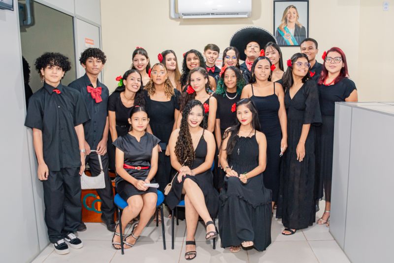  <div class='credito_fotos'>Foto: Karla Reis &nbsp;&nbsp;|&nbsp;&nbsp; <a href='/midias/2025/originais/8036_c3e00f7d-3411-10c1-40df-c1bed47246e2.jpg' download><i class='fa-solid fa-download'></i> Download</a></div>