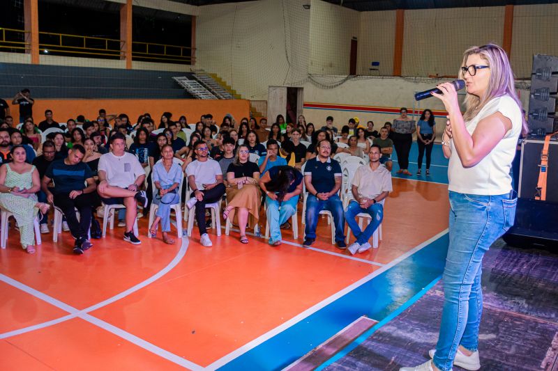  <div class='credito_fotos'>Foto: Karla Reis &nbsp;&nbsp;|&nbsp;&nbsp; <a href='/midias/2025/originais/8043_3383a23b-4d16-4c8a-7d2b-df50fec8f44d.jpg' download><i class='fa-solid fa-download'></i> Download</a></div>