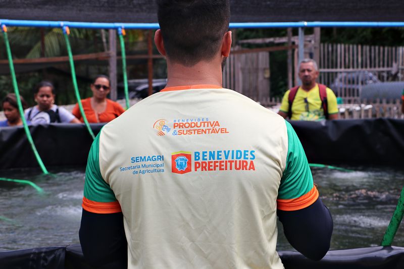 ENCERRAMENTO DO SEMINÁRIO DE PLANEJAMENTO SEMAGRI - VISITA A PROPRIEDADE SO SR LUIZ <div class='credito_fotos'>Foto: Márcio Souza &nbsp;&nbsp;|&nbsp;&nbsp; <a href='/midias/2025/originais/8050_5f40f9bd-3d9d-2142-581a-dac9cc9b11e2.jpg' download><i class='fa-solid fa-download'></i> Download</a></div>