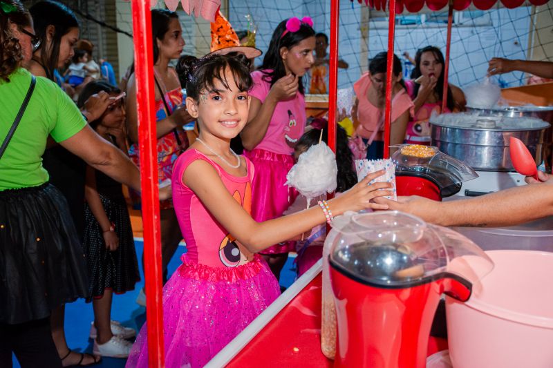  <div class='credito_fotos'>Foto: Karla Reis &nbsp;&nbsp;|&nbsp;&nbsp; <a href='/midias/2025/originais/8068_026cec09-b55e-79ba-a1a3-aa007d76e86a.jpg' download><i class='fa-solid fa-download'></i> Download</a></div>