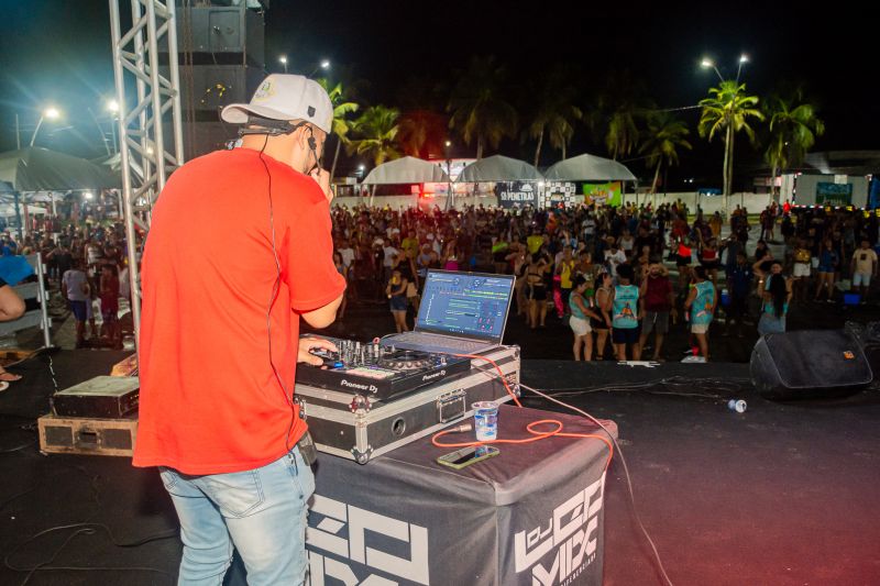  <div class='credito_fotos'>Foto: Karla Reis &nbsp;&nbsp;|&nbsp;&nbsp; <a href='/midias/2025/originais/8072_872c601c-7cda-a68c-c4cc-ce4bac01e907.jpg' download><i class='fa-solid fa-download'></i> Download</a></div>