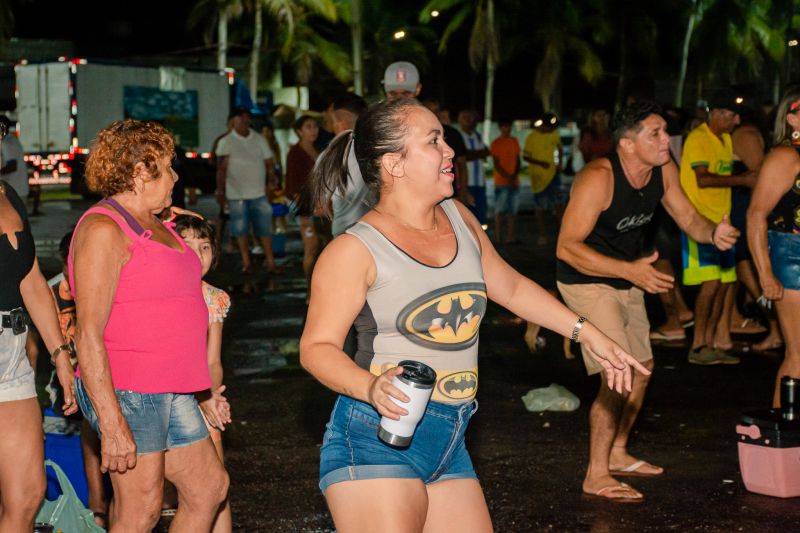  <div class='credito_fotos'>Foto: Karla Reis &nbsp;&nbsp;|&nbsp;&nbsp; <a href='/midias/2025/originais/8072_8a3d63f9-6ddb-6aa5-689c-8db05f6d1911.jpg' download><i class='fa-solid fa-download'></i> Download</a></div>