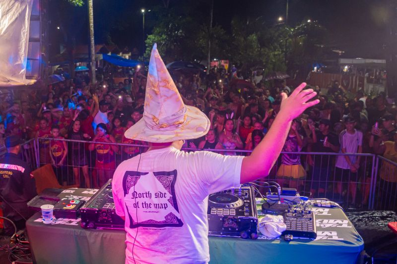  <div class='credito_fotos'>Foto: Karla Reis &nbsp;&nbsp;|&nbsp;&nbsp; <a href='/midias/2025/originais/8073_6c2be1f6-91fd-d8a2-9697-632703028ea9.jpg' download><i class='fa-solid fa-download'></i> Download</a></div>