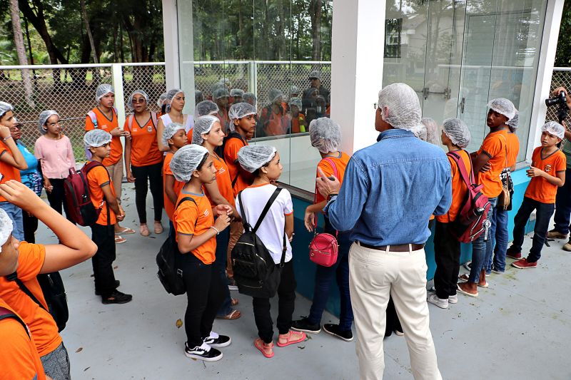 Jornada da Água - Escola Rafael Gomes <div class='credito_fotos'>Foto: Márcio Souza &nbsp;&nbsp;|&nbsp;&nbsp; <a href='/midias/2025/originais/8080_446dfe2b-fb49-872f-f56b-5206dfd08ee5.jpg' download><i class='fa-solid fa-download'></i> Download</a></div>