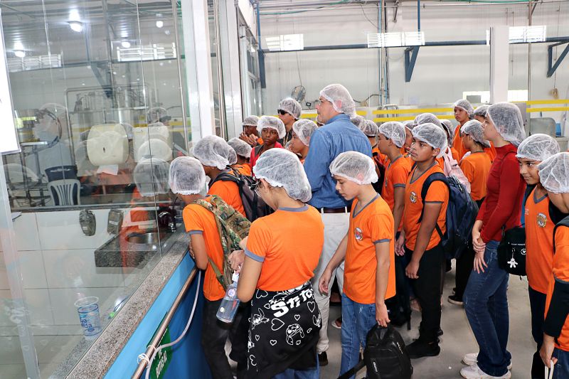 Jornada da Água - Escola Rafael Gomes <div class='credito_fotos'>Foto: Márcio Souza &nbsp;&nbsp;|&nbsp;&nbsp; <a href='/midias/2025/originais/8080_8aed833a-8195-1255-b0f3-019f3f25370d.jpg' download><i class='fa-solid fa-download'></i> Download</a></div>