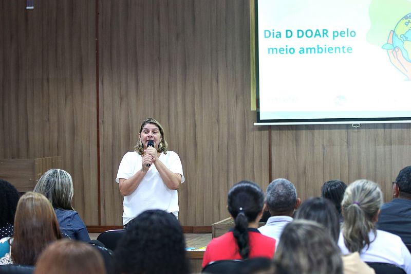 Lançamento do Programa dia D Doar Pelo Meio Ambiente <div class='credito_fotos'>Foto: Márcio Souza &nbsp;&nbsp;|&nbsp;&nbsp; <a href='/midias/2025/originais/8086_38dacbe9-941a-dfdf-9b1a-bd8f3d3fd9c6.jpg' download><i class='fa-solid fa-download'></i> Download</a></div>