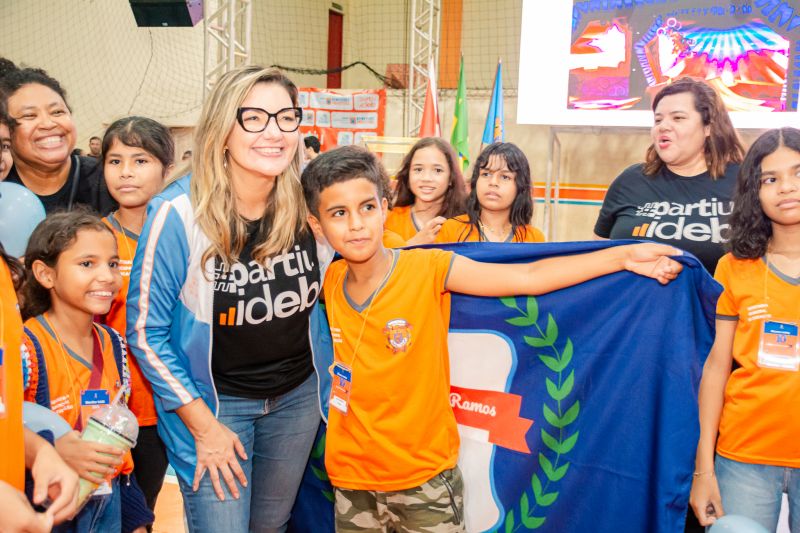  <div class='credito_fotos'>Foto: Karla Reis &nbsp;&nbsp;|&nbsp;&nbsp; <a href='/midias/2025/originais/9115_4ec52236-620d-2682-15bd-a4708188121e.jpg' download><i class='fa-solid fa-download'></i> Download</a></div>