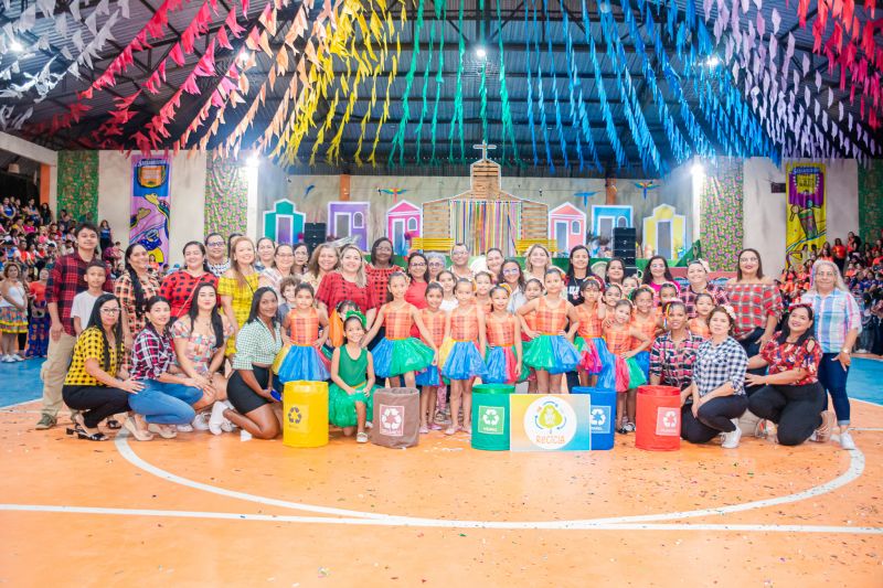  <div class='credito_fotos'>Foto: Karla Reis &nbsp;&nbsp;|&nbsp;&nbsp; <a href='/midias/2025/originais/9129_f97f10dd-ac77-c08f-1fec-8db1b1cb485f.jpg' download><i class='fa-solid fa-download'></i> Download</a></div>