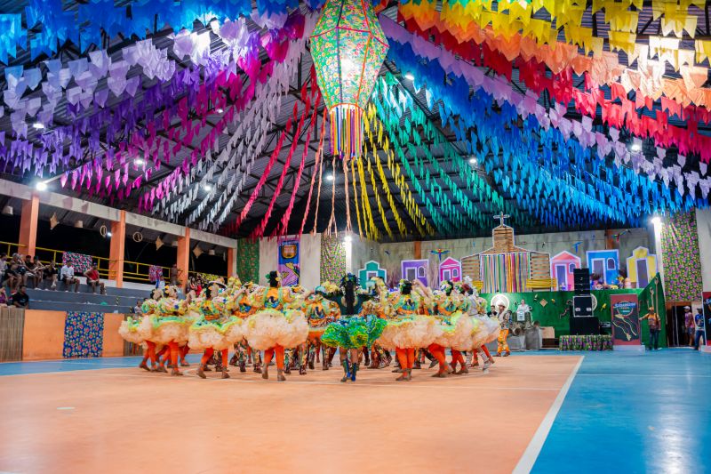  <div class='credito_fotos'>Foto: Karla Reis &nbsp;&nbsp;|&nbsp;&nbsp; <a href='/midias/2025/originais/9135_5b23711c-ced0-6399-8bb5-2a0e22a14811.jpg' download><i class='fa-solid fa-download'></i> Download</a></div>