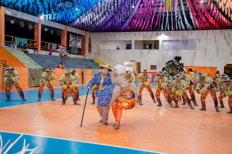  <div class='credito_fotos'>Foto: Karla Reis &nbsp;&nbsp;|&nbsp;&nbsp; <a href='/midias/2025/originais/9135_5e52e662-b08d-fd57-89a4-cc1af2ed3c05.jpg' download><i class='fa-solid fa-download'></i> Download</a></div>