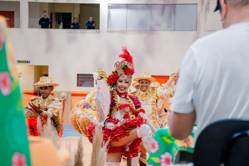  <div class='credito_fotos'>Foto: Karla Reis &nbsp;&nbsp;|&nbsp;&nbsp; <a href='/midias/2025/originais/9135_d29f4ee3-3092-6468-6b36-7125b804fe2d.jpg' download><i class='fa-solid fa-download'></i> Download</a></div>