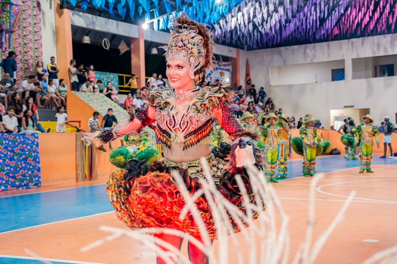  <div class='credito_fotos'>Foto: Karla Reis &nbsp;&nbsp;|&nbsp;&nbsp; <a href='/midias/2025/originais/9135_e452d71b-8b53-435f-a59b-27d8cdb29c2e.jpg' download><i class='fa-solid fa-download'></i> Download</a></div>