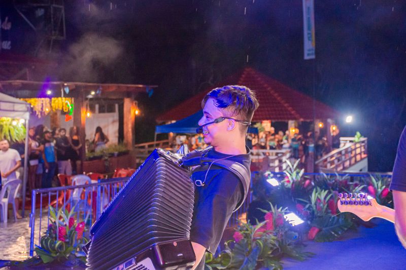  <div class='credito_fotos'>Foto: Karla Reis &nbsp;&nbsp;|&nbsp;&nbsp; <a href='/midias/2025/originais/9139_00d9ee8e-e8f3-5a30-f39b-a3586639e840.jpg' download><i class='fa-solid fa-download'></i> Download</a></div>