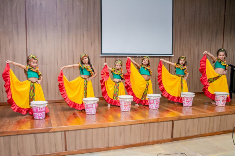  <div class='credito_fotos'>Foto: Karla Reis &nbsp;&nbsp;|&nbsp;&nbsp; <a href='/midias/2025/originais/9147_5d2002bb-9056-88a4-0e92-cd2c3ffdceb6.jpg' download><i class='fa-solid fa-download'></i> Download</a></div>