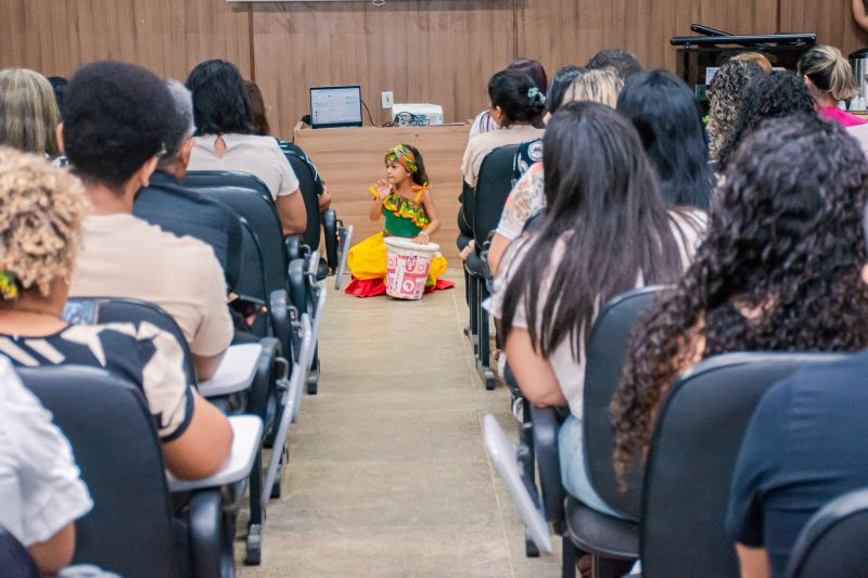  <div class='credito_fotos'>Foto: Karla Reis &nbsp;&nbsp;|&nbsp;&nbsp; <a href='/midias/2025/originais/9147_64051be9-69a8-e2da-fcaa-36f8fc2a1e17.jpg' download><i class='fa-solid fa-download'></i> Download</a></div>