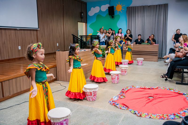  <div class='credito_fotos'>Foto: Karla Reis &nbsp;&nbsp;|&nbsp;&nbsp; <a href='/midias/2025/originais/9147_8a4676a8-0130-b2cc-f083-1bf0d4b6b458.jpg' download><i class='fa-solid fa-download'></i> Download</a></div>