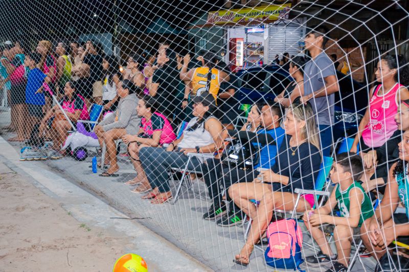  <div class='credito_fotos'>Foto: Karla Reis &nbsp;&nbsp;|&nbsp;&nbsp; <a href='/midias/2025/originais/9179_069e56f7-af6f-4471-25a1-74305e1f2fd0.jpg' download><i class='fa-solid fa-download'></i> Download</a></div>