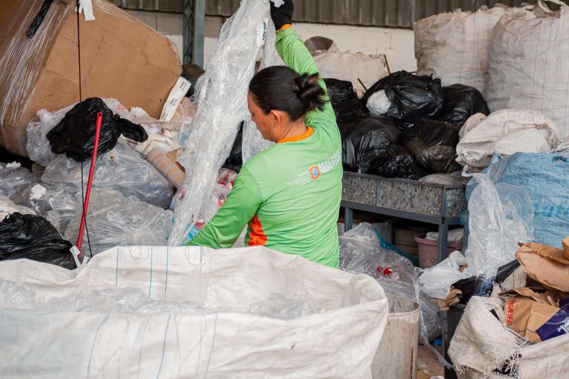  <div class='credito_fotos'>Foto: Karla Reis &nbsp;&nbsp;|&nbsp;&nbsp; <a href='/midias/2025/originais/9188_5f2d840f-9b9b-ab1c-4e8f-5811081f5aeb.jpg' download><i class='fa-solid fa-download'></i> Download</a></div>