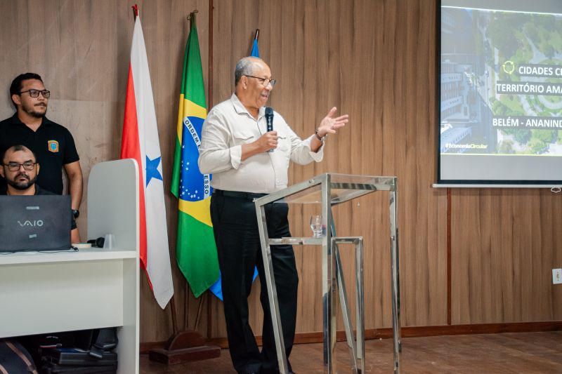  <div class='credito_fotos'>Foto: Karla Reis &nbsp;&nbsp;|&nbsp;&nbsp; <a href='/midias/2025/originais/9192_8917f081-d541-6f57-a002-e5648193e985.jpg' download><i class='fa-solid fa-download'></i> Download</a></div>