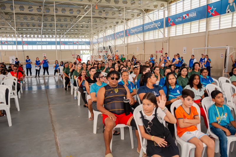  <div class='credito_fotos'>Foto: Karla Reis &nbsp;&nbsp;|&nbsp;&nbsp; <a href='/midias/2025/originais/9193_83236c6a-f047-99f2-7e1a-6763d86b37ab.jpg' download><i class='fa-solid fa-download'></i> Download</a></div>