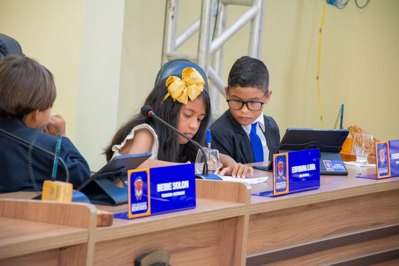  <div class='credito_fotos'>Foto: Karla Reis &nbsp;&nbsp;|&nbsp;&nbsp; <a href='/midias/2025/originais/9195_5ebee230-4051-4429-d64e-fc28ad0d52ae.jpg' download><i class='fa-solid fa-download'></i> Download</a></div>