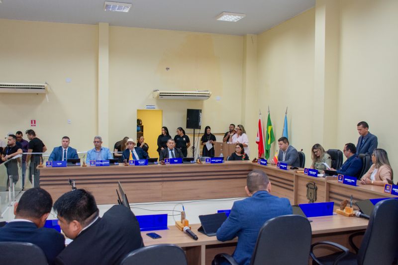  <div class='credito_fotos'>Foto: Karla Reis &nbsp;&nbsp;|&nbsp;&nbsp; <a href='/midias/2025/originais/9195_db9e46aa-3296-53e2-eca6-81e6d4339e6a.jpg' download><i class='fa-solid fa-download'></i> Download</a></div>