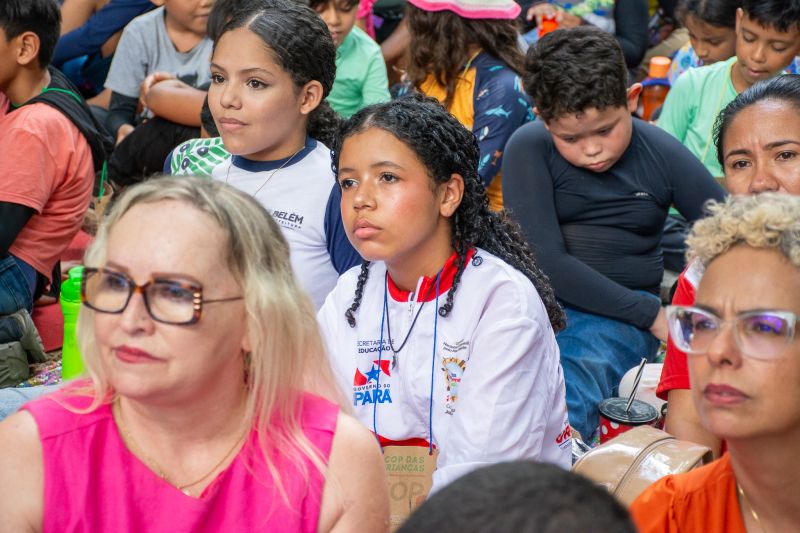  <div class='credito_fotos'>Foto: Karla Reis &nbsp;&nbsp;|&nbsp;&nbsp; <a href='/midias/2025/originais/9202_e79a5fe6-201b-a25b-b67e-6b8b25270140.jpg' download><i class='fa-solid fa-download'></i> Download</a></div>