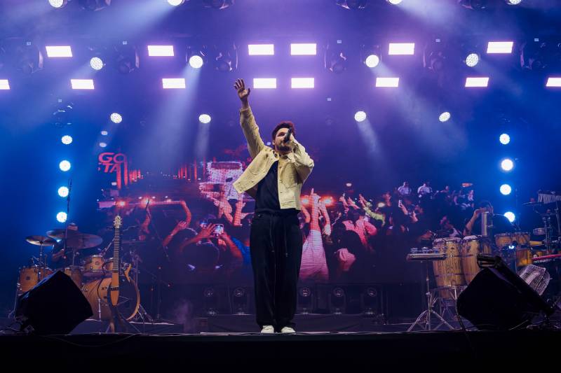 Sassaricando 2025 segue arrastando multidões na segunda noite do maior São João do Pará