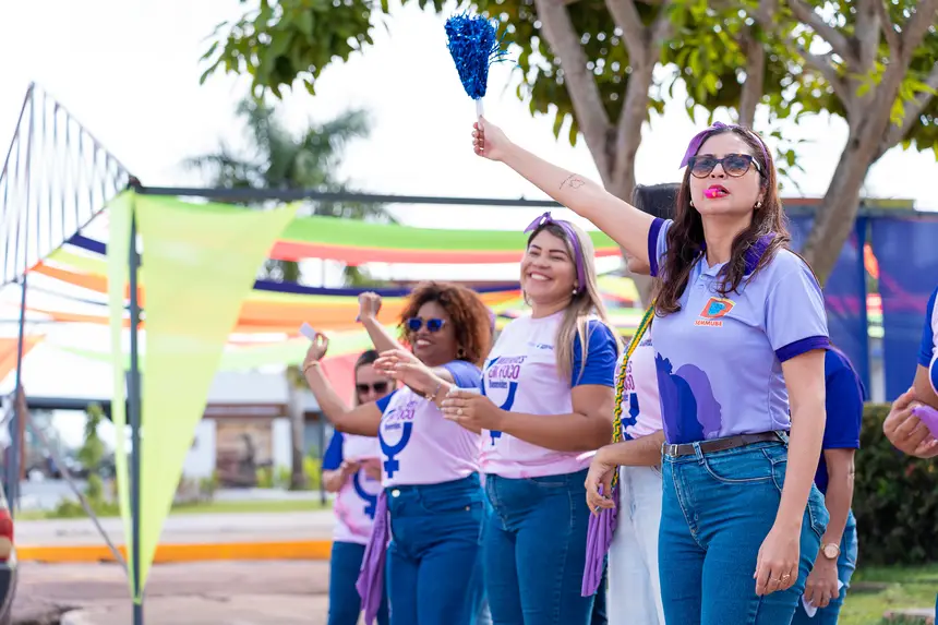 A diversão só é completa quando todos se sentem seguros. A campanha "Mulheres em Foco" ocupa as ruas para combater a importunação sexual e garantir um Carnaval de paz para as benevidenses.