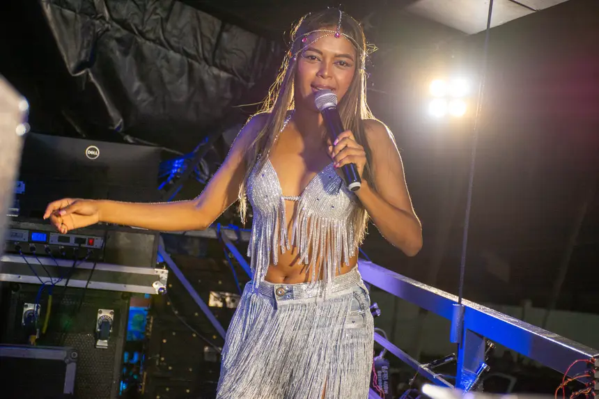  <div class='credito_fotos'>Foto: Karla Reis &nbsp;&nbsp;|&nbsp;&nbsp; <a href='/midias/2026/originais/20260216025126-GF00009307-F00111095.webp' download><i class='fa-solid fa-download'></i> Download</a></div>