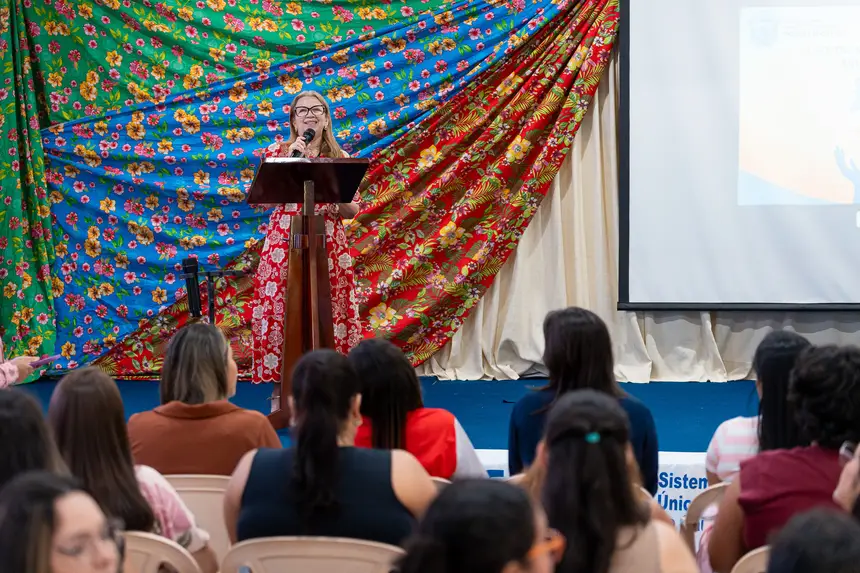 Dra Karla Picanço - Comissão Organizadora