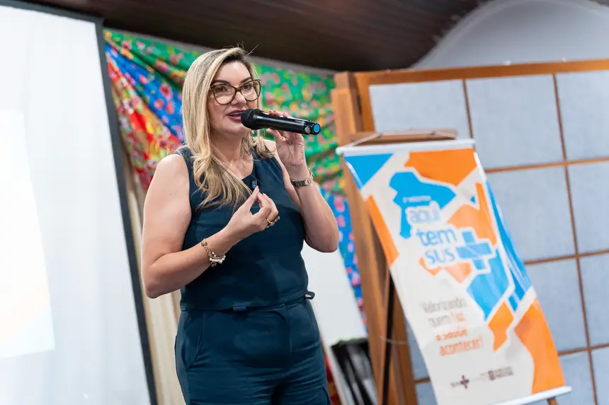 Luziane Solon - Prefeita de Benevides