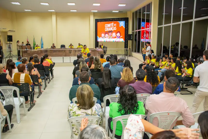  <div class='credito_fotos'>Foto: Karla Reis &nbsp;&nbsp;|&nbsp;&nbsp; <a href='/midias/2026/originais/20260416130439-GF00009373-F00114379.webp' download><i class='fa-solid fa-download'></i> Download</a></div>