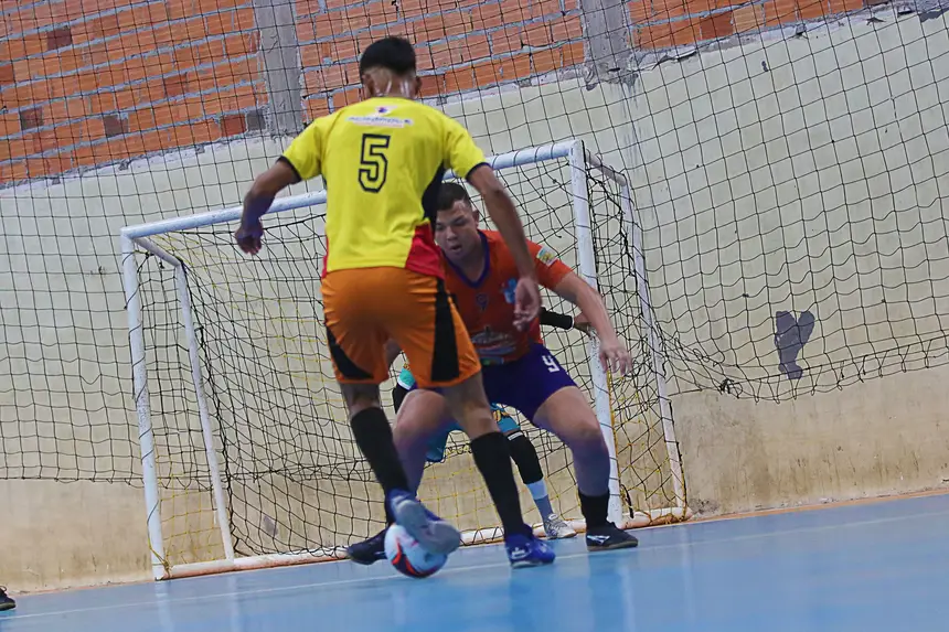 Campeonato Série B <div class='credito_fotos'>Foto: Márcio Souza &nbsp;&nbsp;|&nbsp;&nbsp; <a href='/midias/2026/originais/20260625235851-GF00009454-F00118855.webp' download><i class='fa-solid fa-download'></i> Download</a></div>