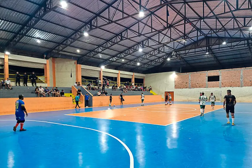 Campeonato Série B <div class='credito_fotos'>Foto: Márcio Souza &nbsp;&nbsp;|&nbsp;&nbsp; <a href='/midias/2026/originais/20260625235859-GF00009454-F00118860.webp' download><i class='fa-solid fa-download'></i> Download</a></div>