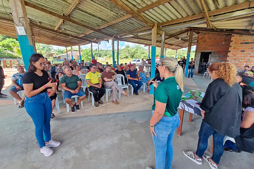ENTREGA DE CADASTRO DE AGRICULTURA FAMILIAR NELSON MANDELA <div class='credito_fotos'>Foto: Márcio Souza &nbsp;&nbsp;|&nbsp;&nbsp; <a href='/midias/2026/originais/20260630124514-GF00009459-F00118980.webp' download><i class='fa-solid fa-download'></i> Download</a></div>