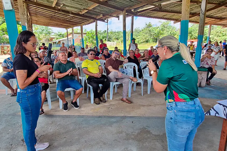 ENTREGA DE CADASTRO DE AGRICULTURA FAMILIAR NELSON MANDELA <div class='credito_fotos'>Foto: Márcio Souza &nbsp;&nbsp;|&nbsp;&nbsp; <a href='/midias/2026/originais/20260630124519-GF00009459-F00118983.webp' download><i class='fa-solid fa-download'></i> Download</a></div>