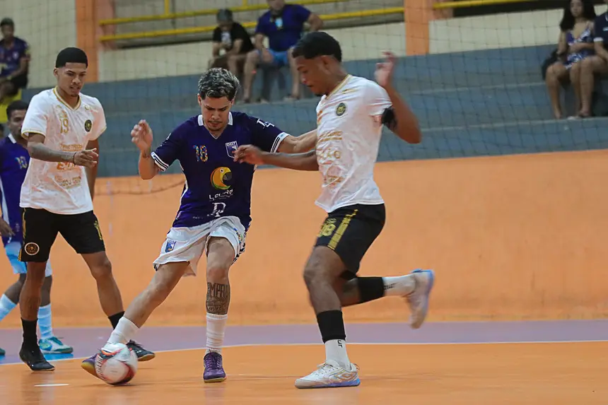 FUT-SAL SÉRIE B QUINTA FEIRA <div class='credito_fotos'>Foto: Márcio Souza &nbsp;&nbsp;|&nbsp;&nbsp; <a href='/midias/2026/originais/20260702232741-GF00009462-F00119124.webp' download><i class='fa-solid fa-download'></i> Download</a></div>